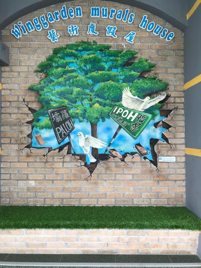 Hotel Winggarden Murals House By Je Boutique