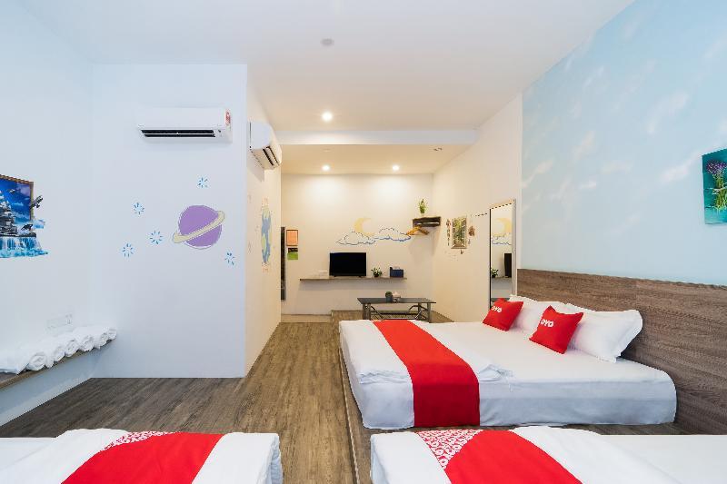 Winggarden Murals House By Je Boutique